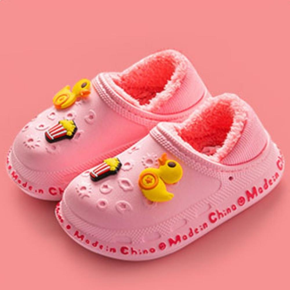 Pantufa Infantil Cartoon 2.0 - Pelúcia, Flexível e Impermeável