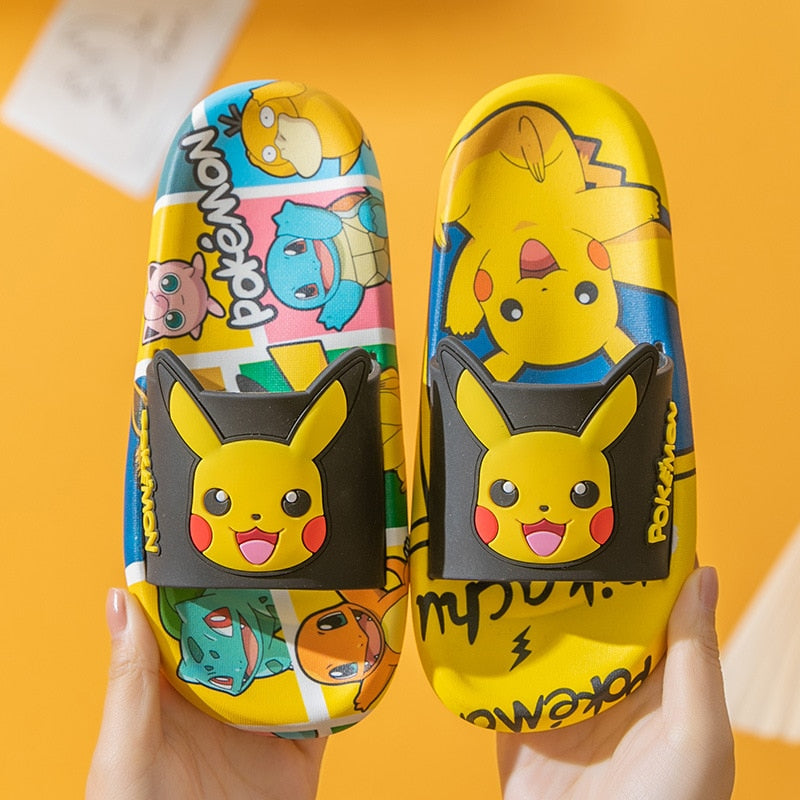 Chinelo Nuvem Pikachu Kids